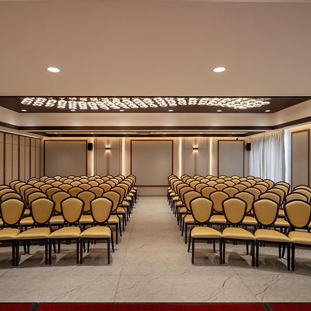 Copper Leaf Hotels, Tirunelveli Esterno foto