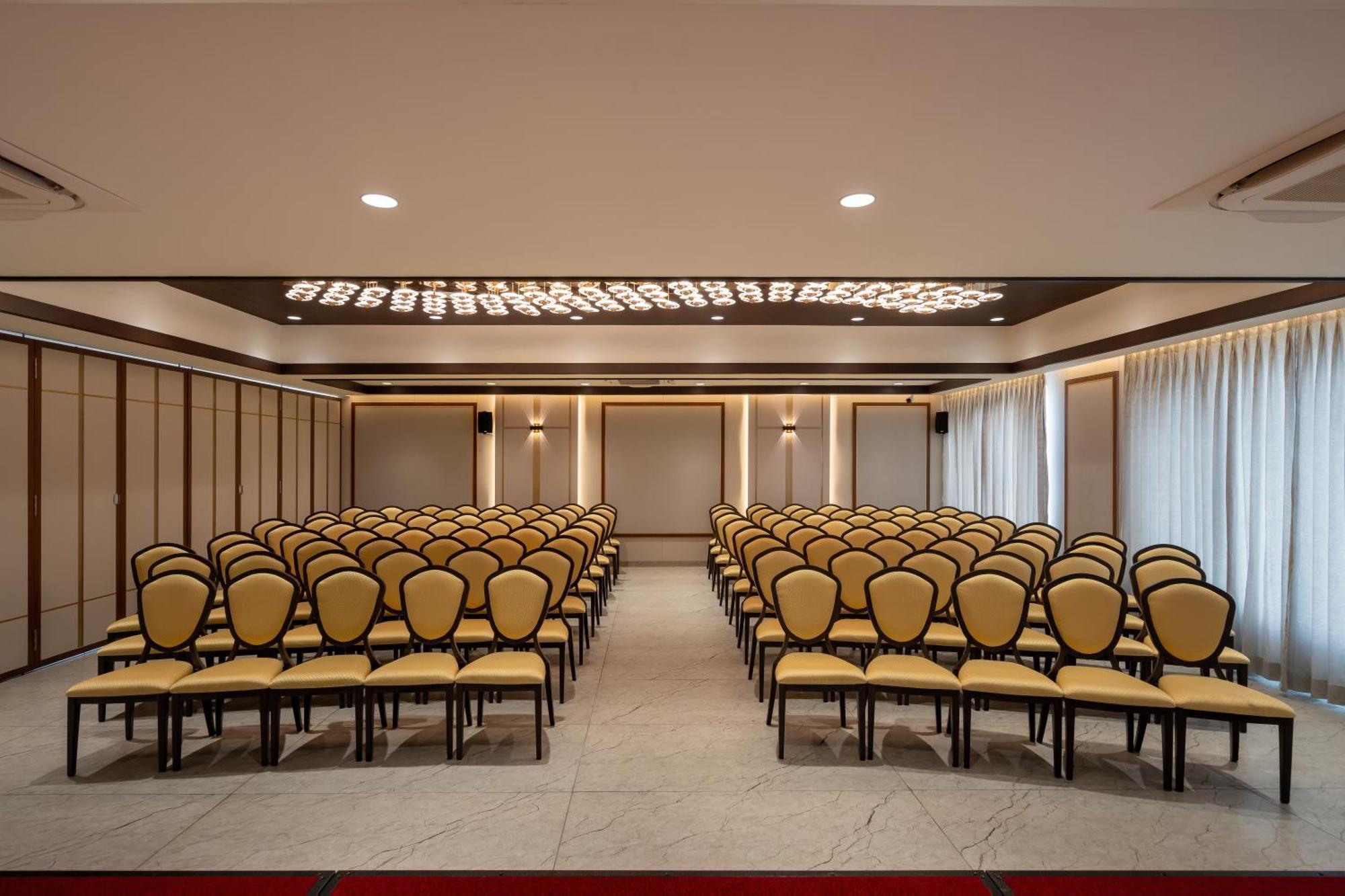 Copper Leaf Hotels, Tirunelveli Esterno foto