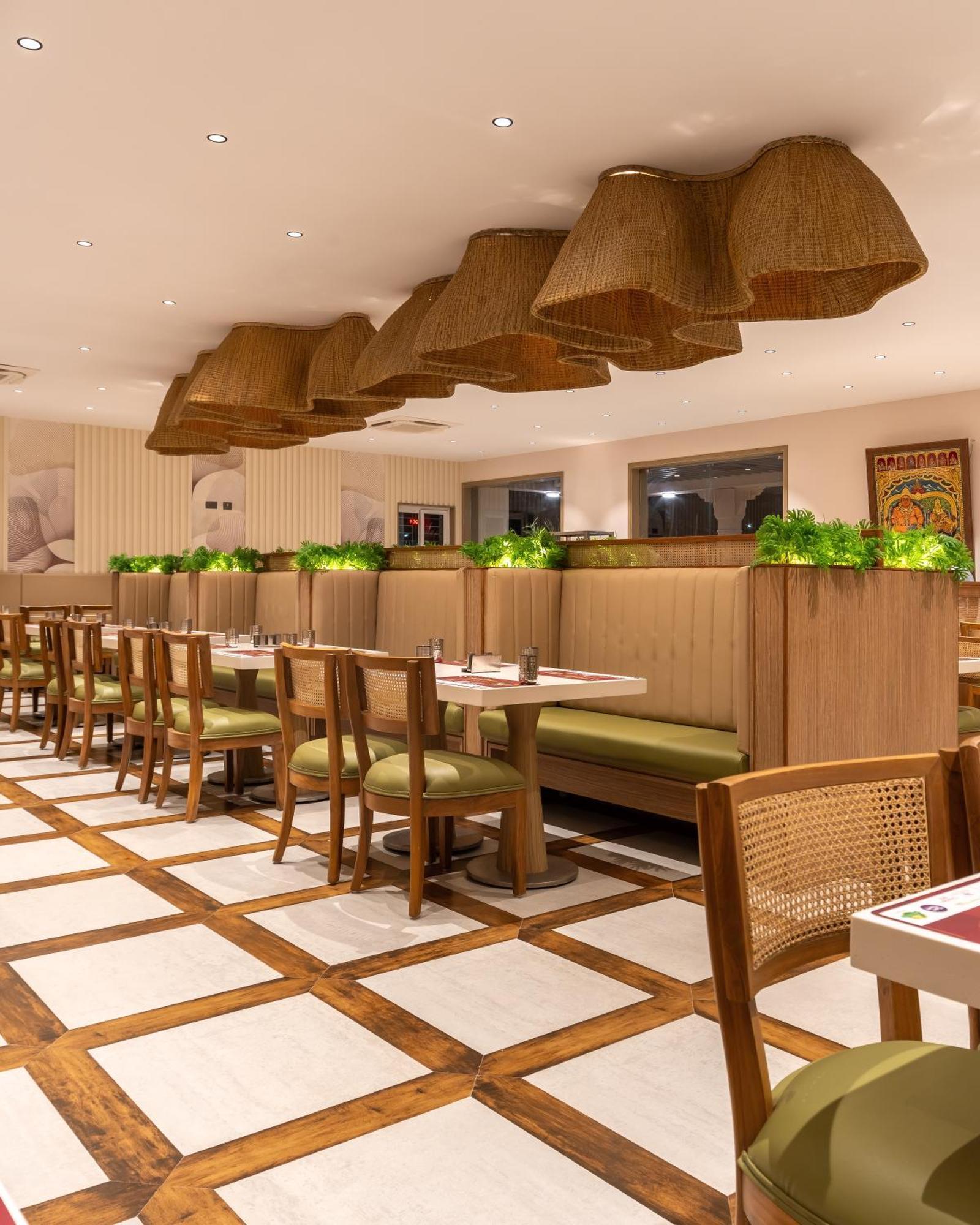 Copper Leaf Hotels, Tirunelveli Esterno foto