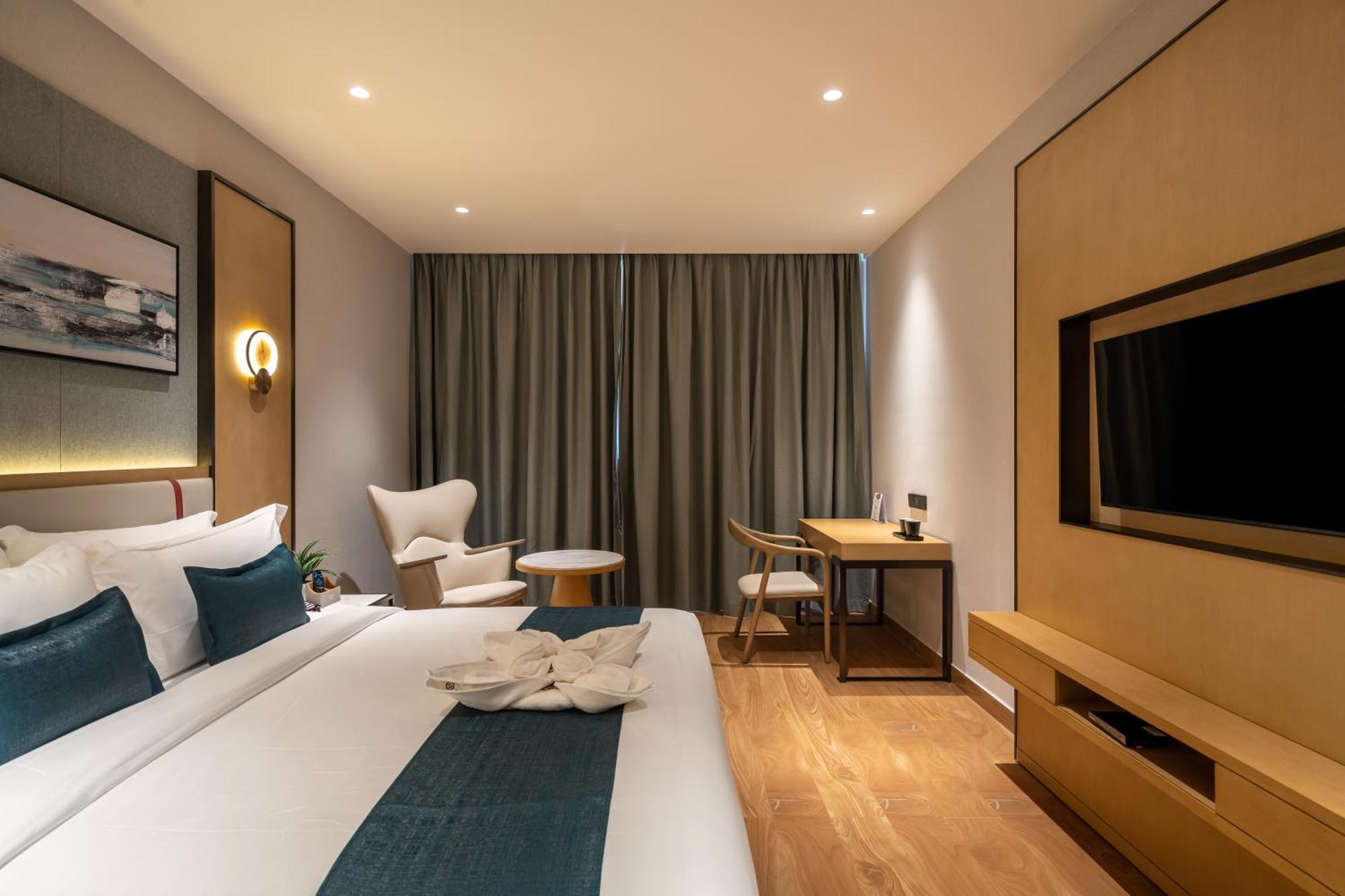 Copper Leaf Hotels, Tirunelveli Esterno foto